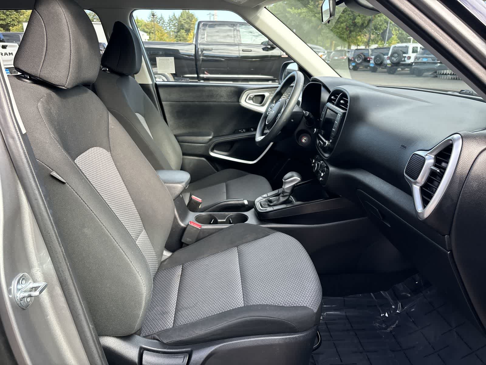 2023 Kia Soul LX S photo 4