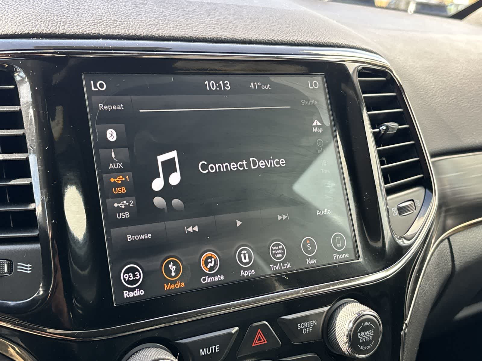 Thumbnail: 2019 Jeep Grand Cherokee - 18