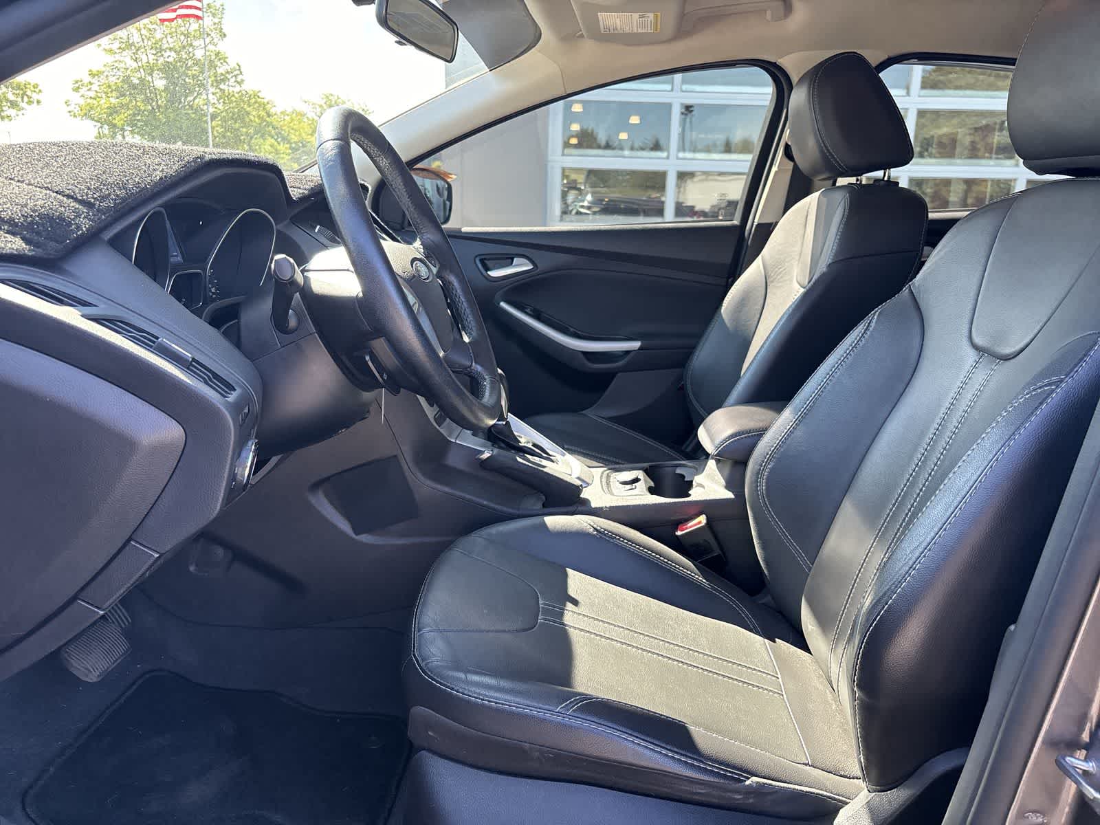 Thumbnail: 2014 Ford Focus - 9