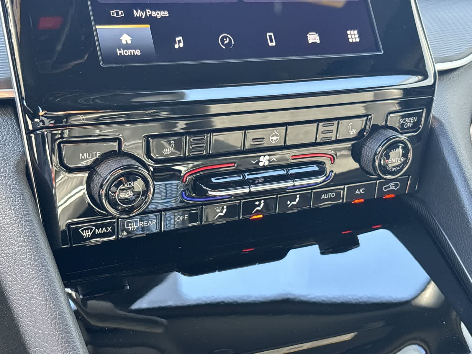 Thumbnail: 2025 Jeep Grand Cherokee - 21