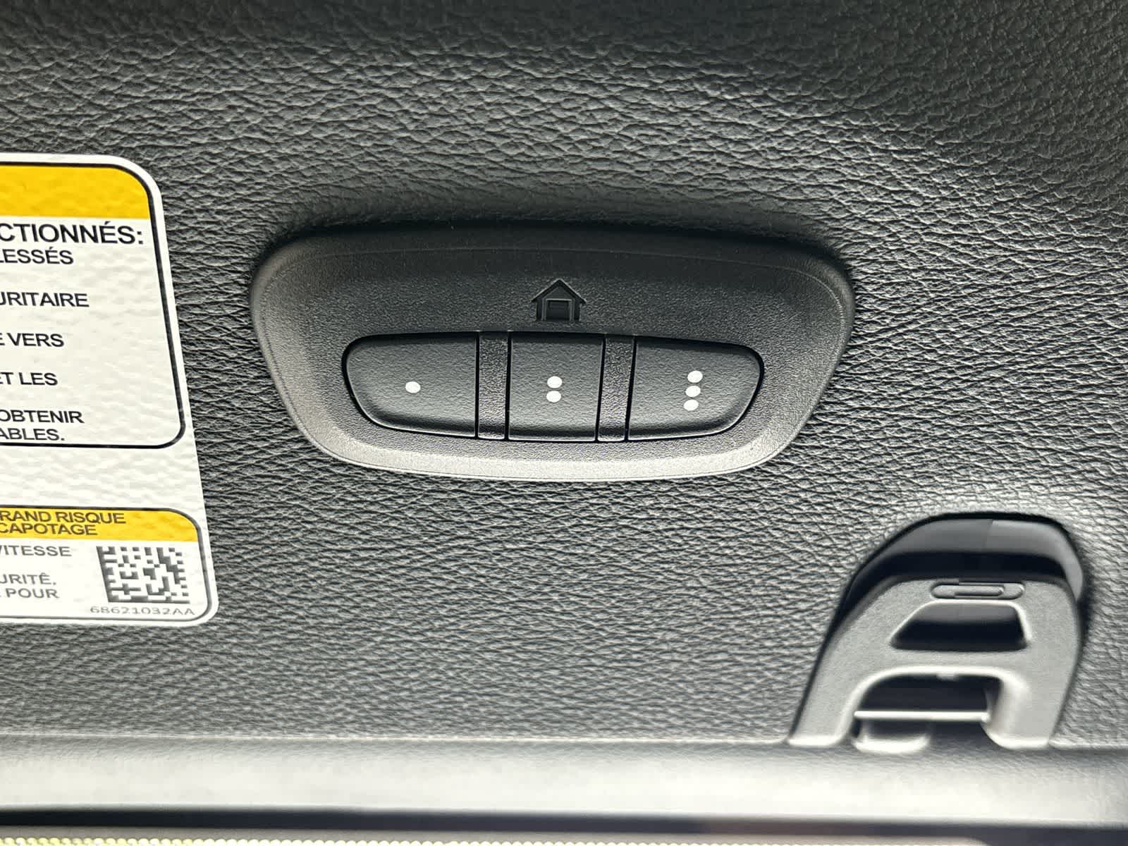 Thumbnail: 2025 Jeep Wrangler - 26