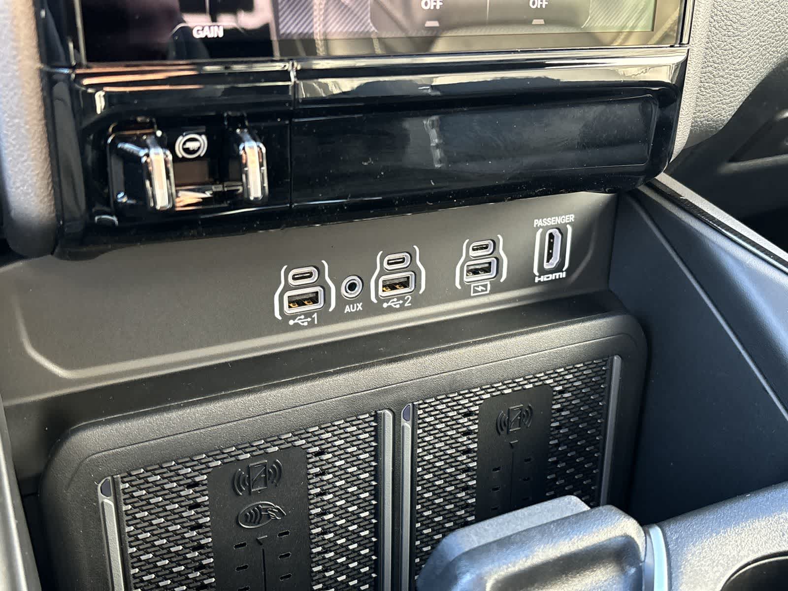 Thumbnail: 2026 RAM 1500 - 26