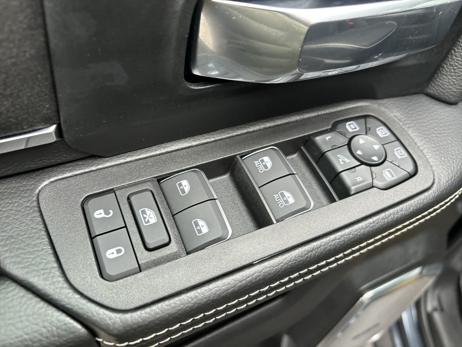 Thumbnail: 2026 RAM 2500 - 10