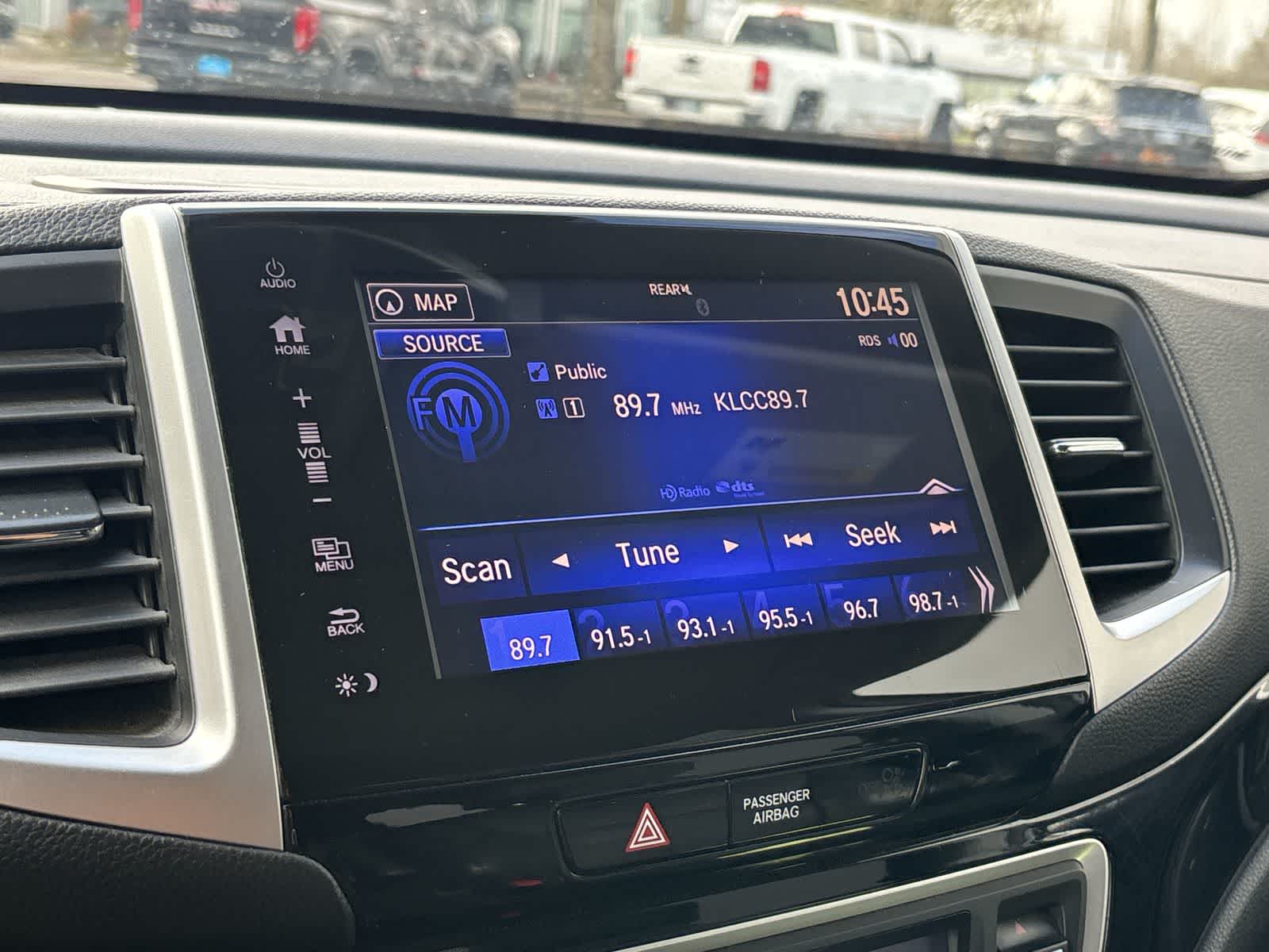 Thumbnail: 2017 Honda Pilot - 13