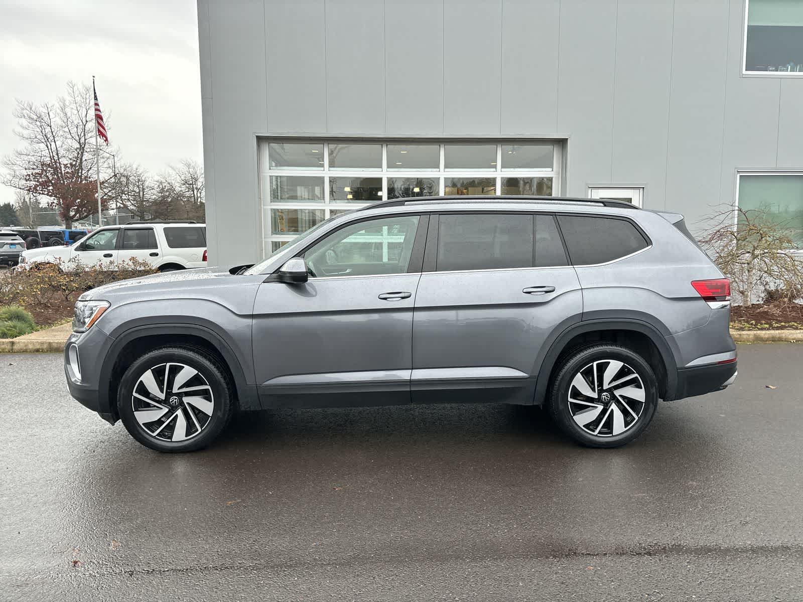 Thumbnail: 2024 Volkswagen Atlas - 2