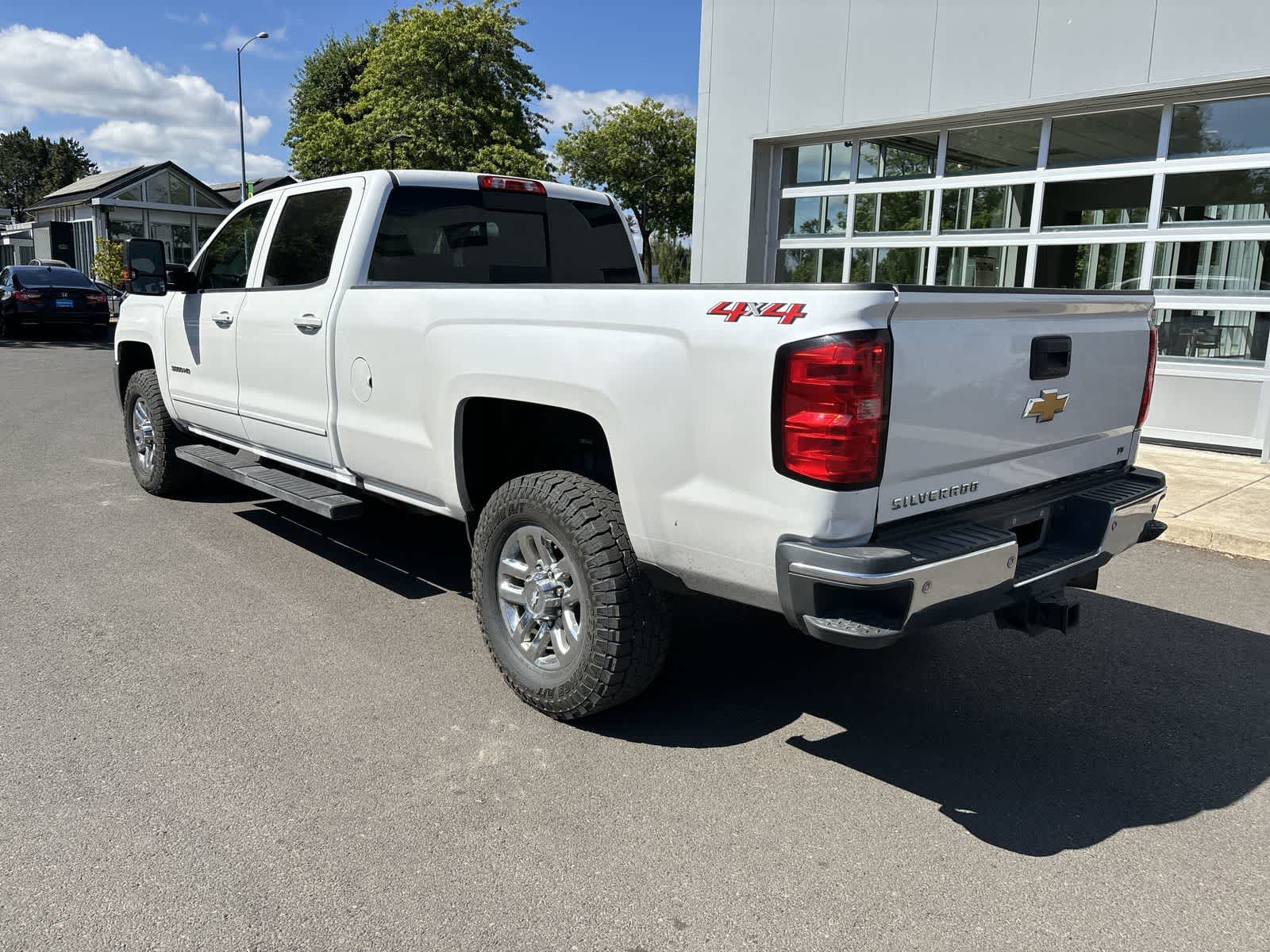 Thumbnail: 2018 Chevrolet Silverado 3500 - 3