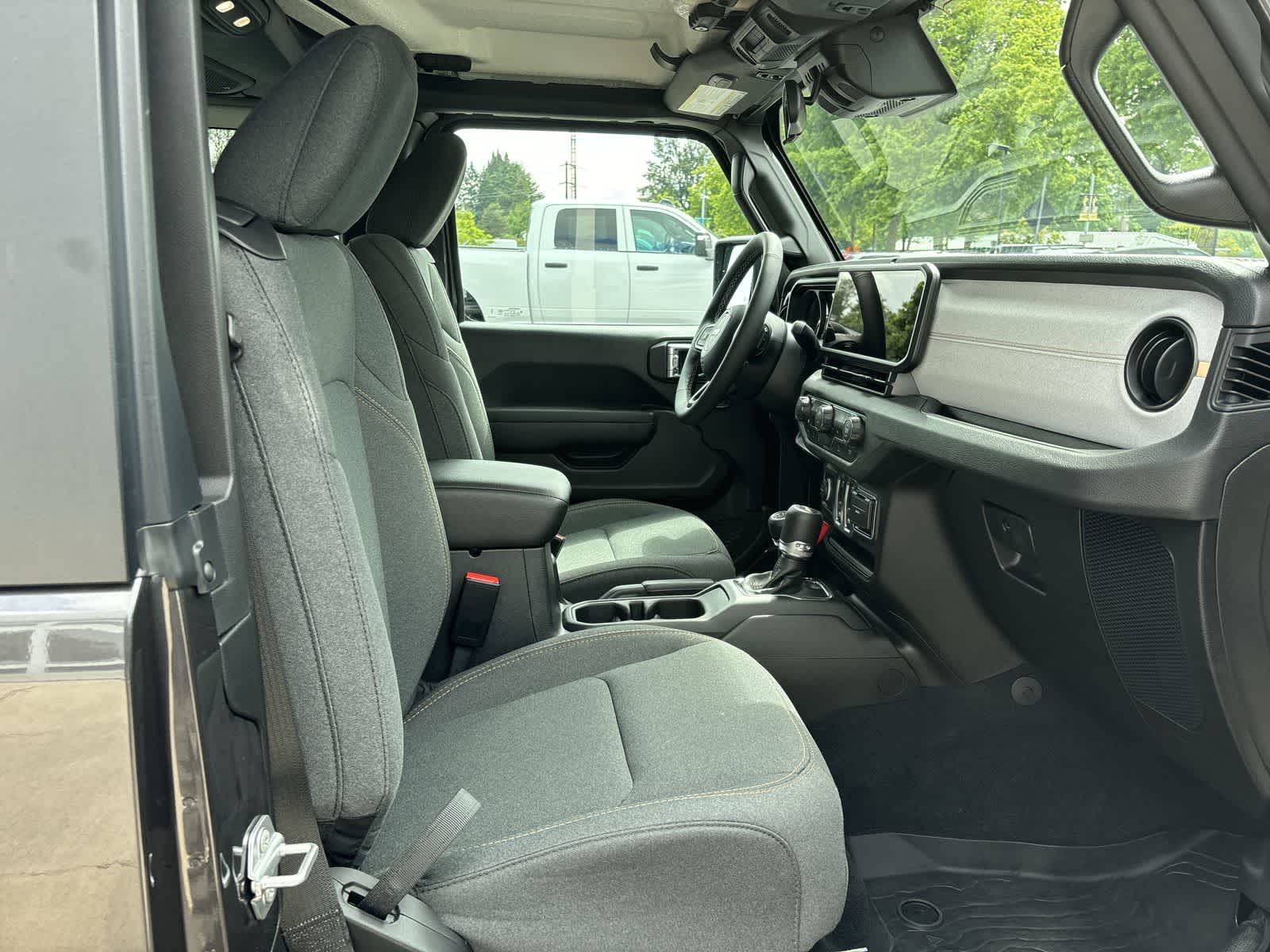 2025 Jeep Wrangler Sport 6