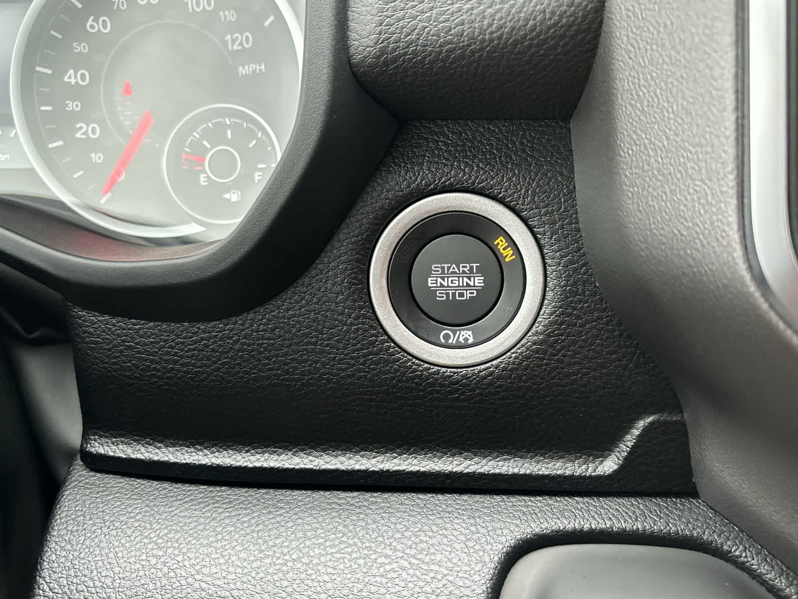 Thumbnail: 2026 RAM 1500 - 27