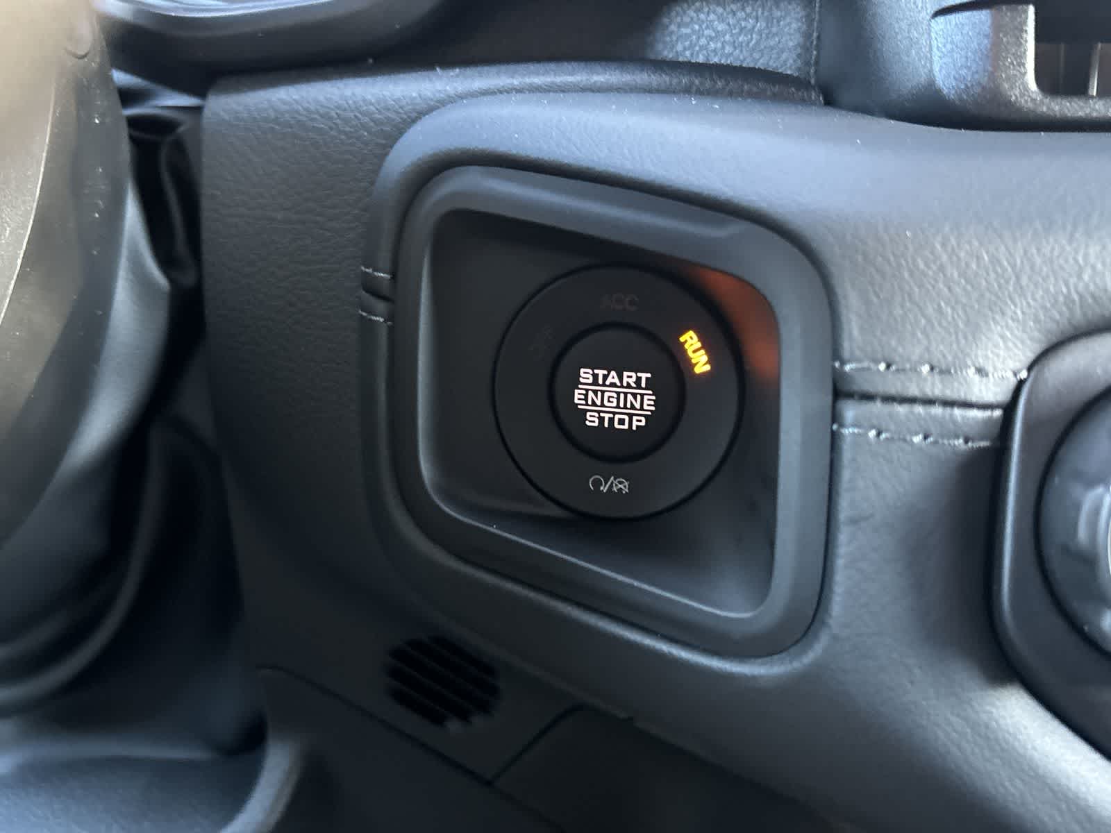 Thumbnail: 2026 Jeep Gladiator - 28