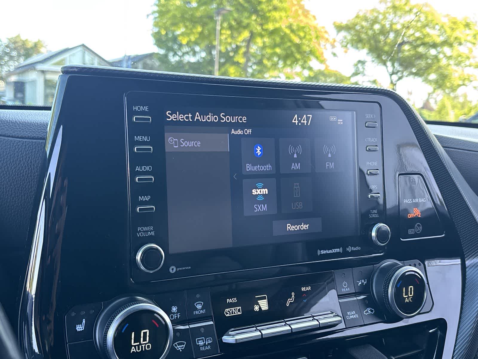 Thumbnail: 2021 Toyota Highlander - 15