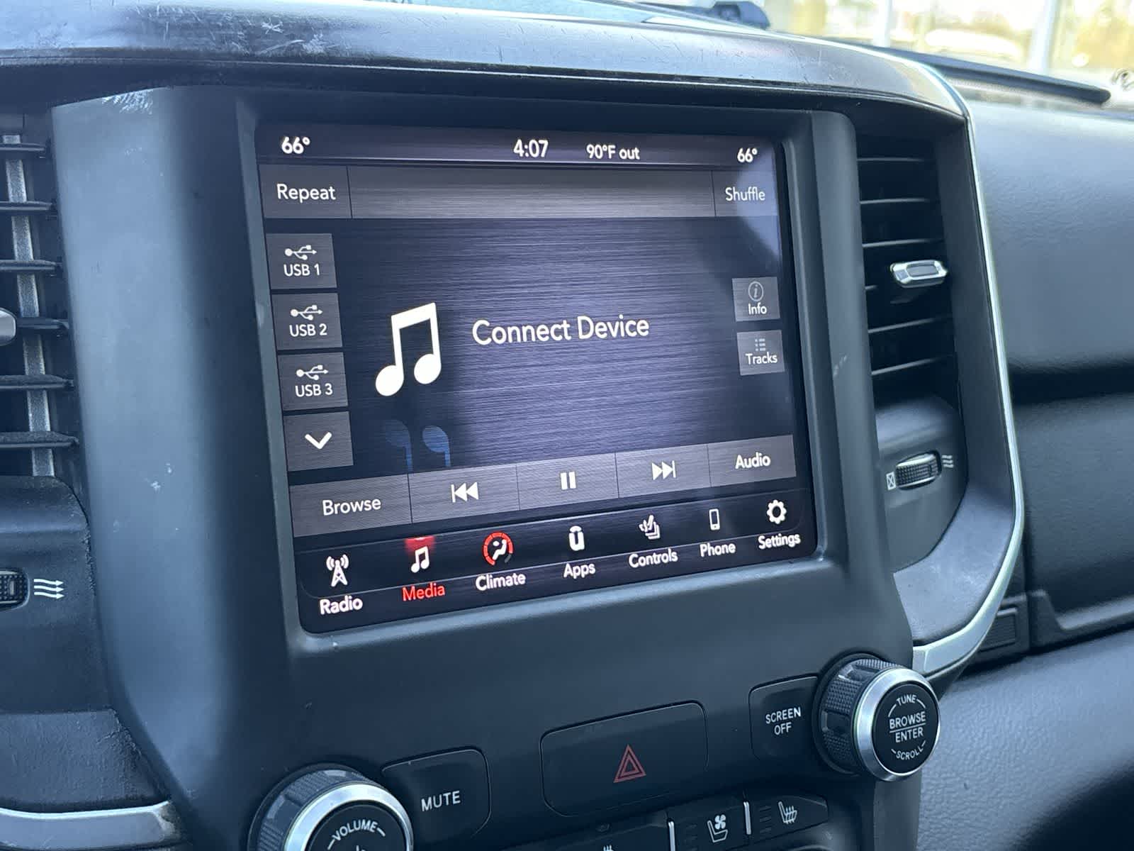 Thumbnail: 2020 RAM 1500 - 17