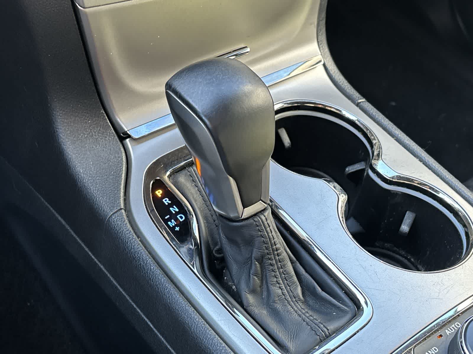 Thumbnail: 2018 Jeep Grand Cherokee - 25