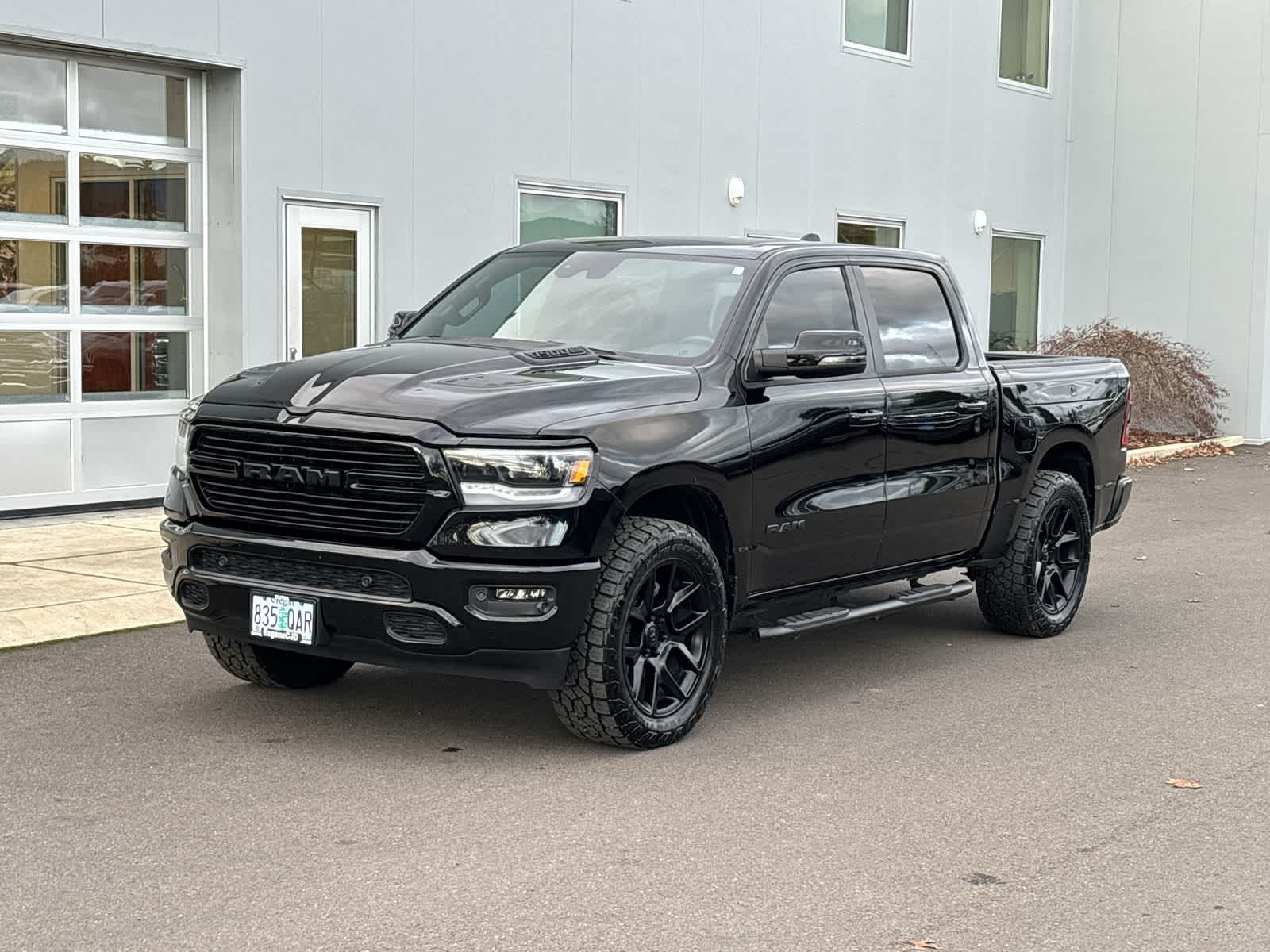 2024 RAM Ram 1500 Pickup Laramie's photo