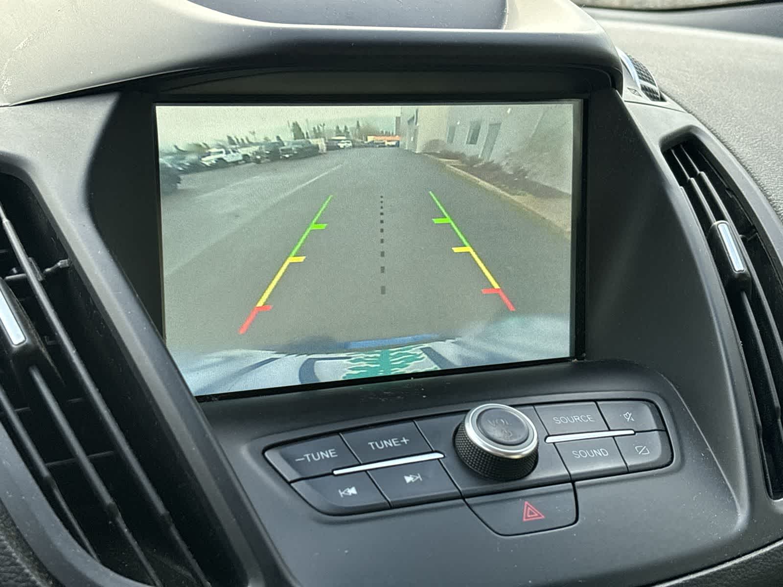 Thumbnail: 2019 Ford Escape - 18