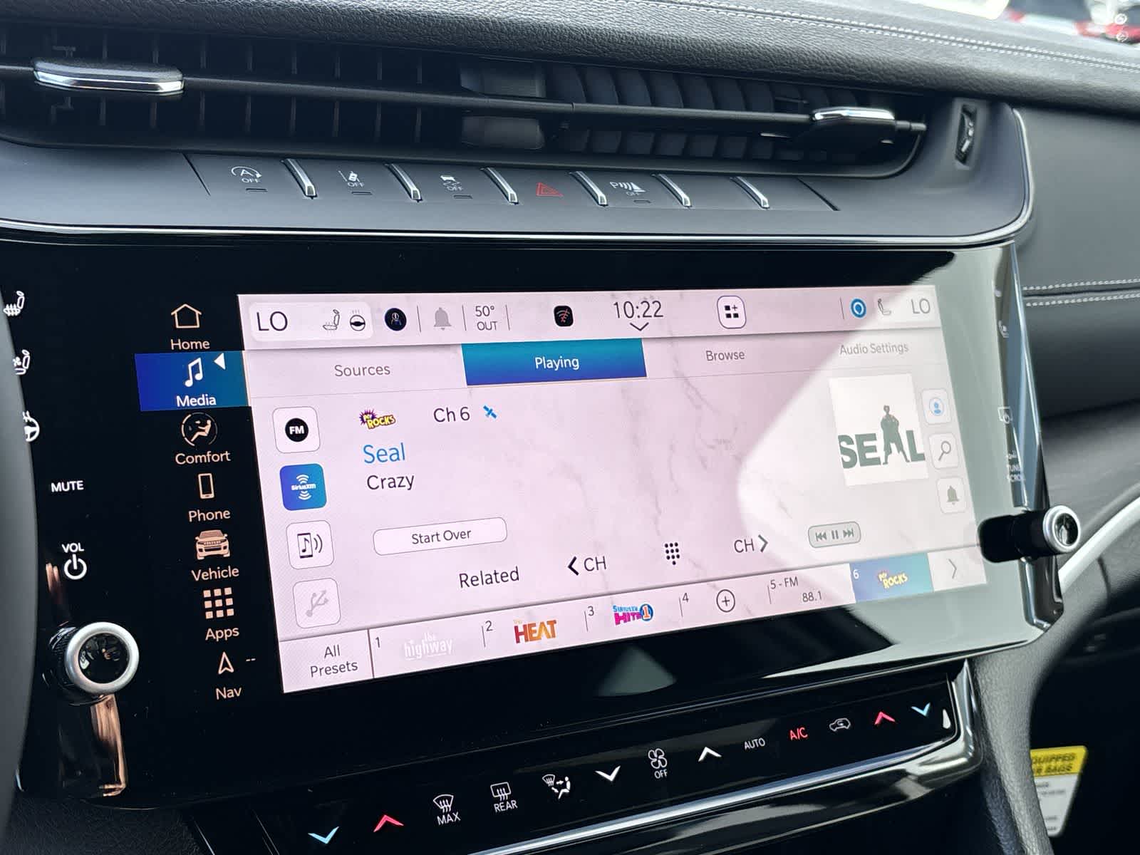 Thumbnail: 2026 Jeep Grand Cherokee - 15