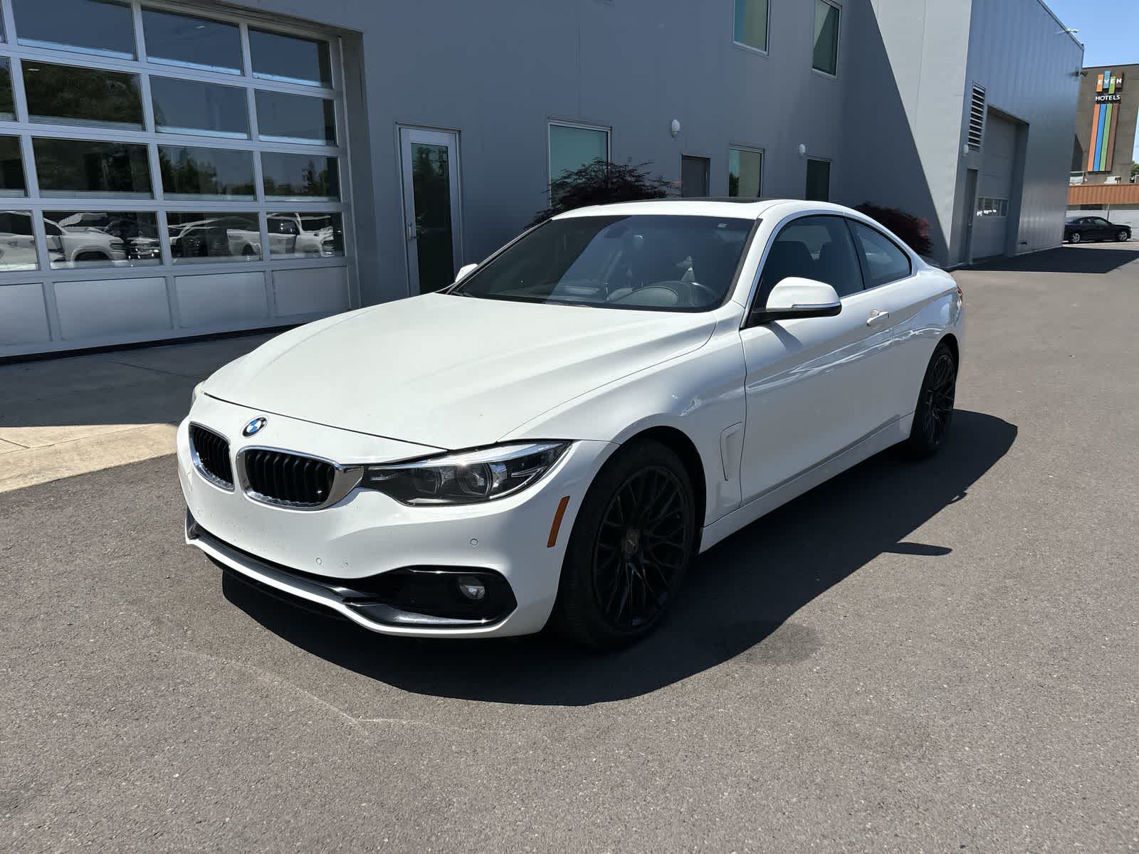 2018 BMW 4 Series 430i Hero Image
