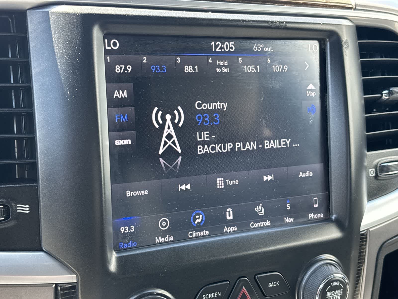 Thumbnail: 2018 RAM 1500 - 18