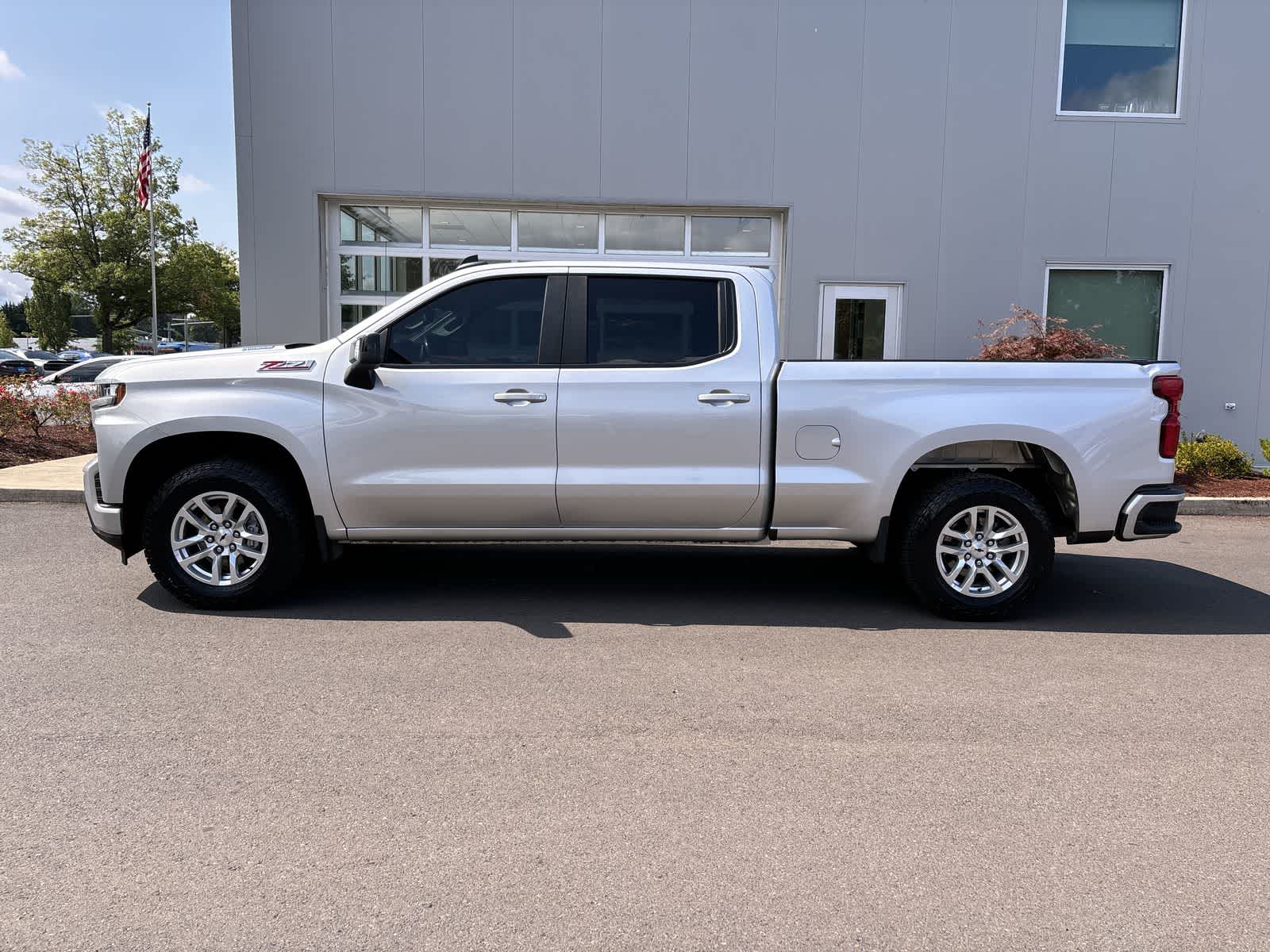 Used 2021 Chevrolet Silverado 1500 RST with VIN 3GCUYEET0MG173755 for sale in Eugene, OR