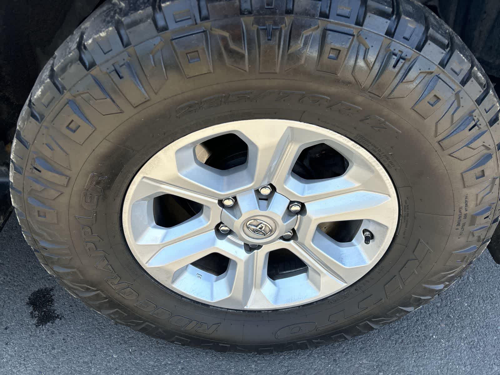Thumbnail: 2017 Toyota 4Runner - 5
