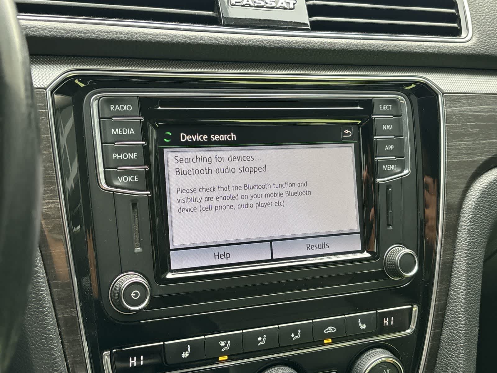 Thumbnail: 2018 Volkswagen Passat - 16