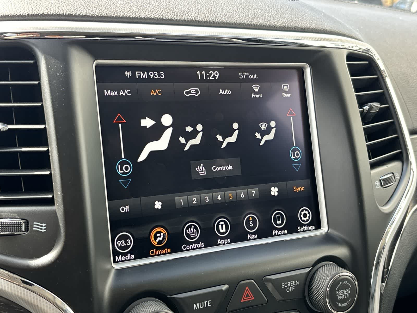 Thumbnail: 2018 Jeep Grand Cherokee - 18