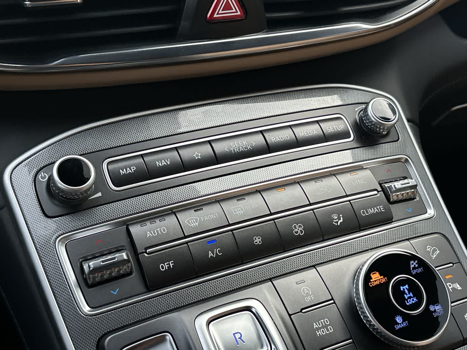 Thumbnail: 2023 Hyundai Santa Fe - 24