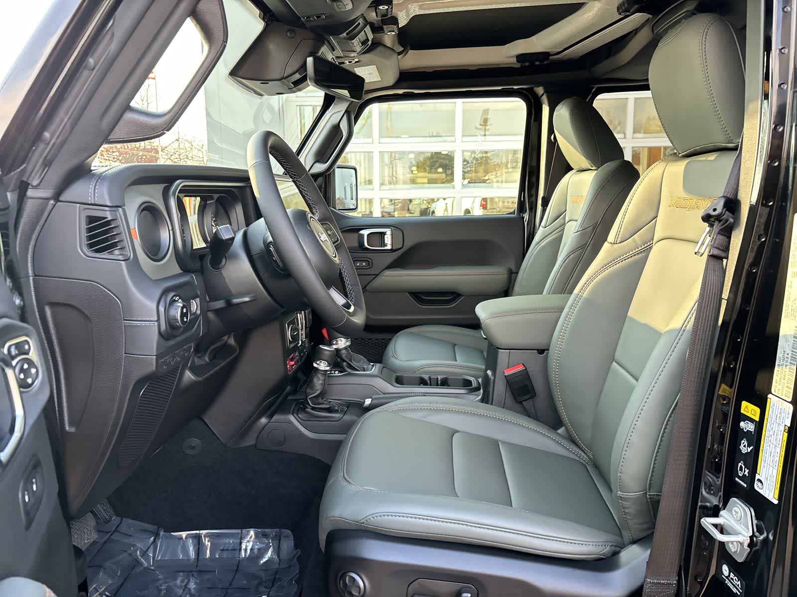 Thumbnail: 2026 Jeep Gladiator - 9