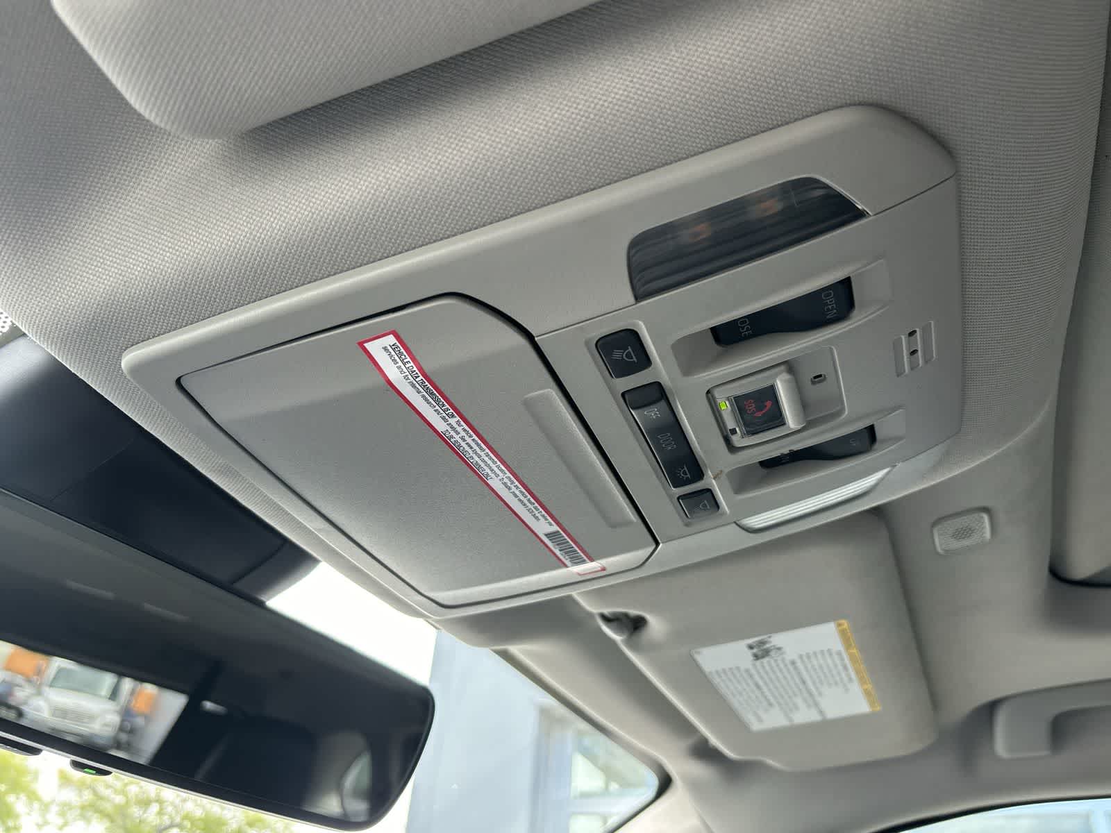 Thumbnail: 2023 Toyota Highlander - 28