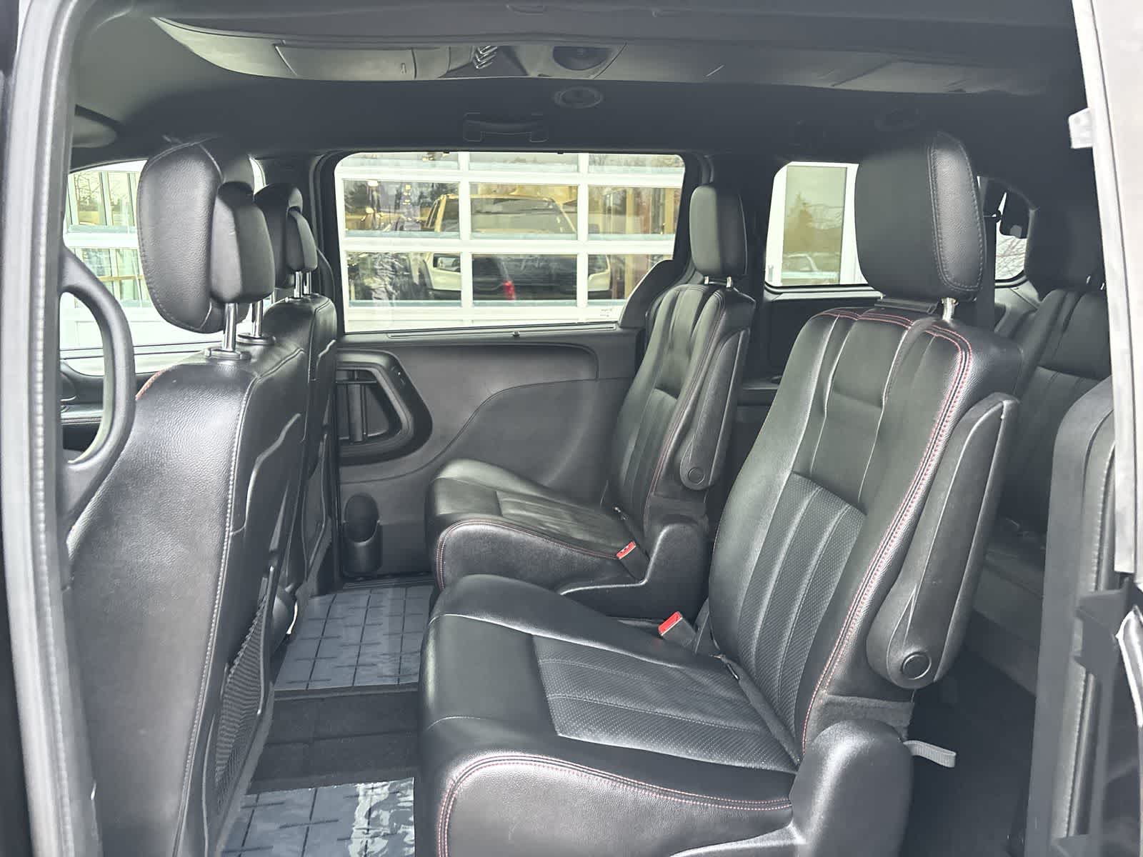 Thumbnail: 2019 Dodge Grand Caravan - 7