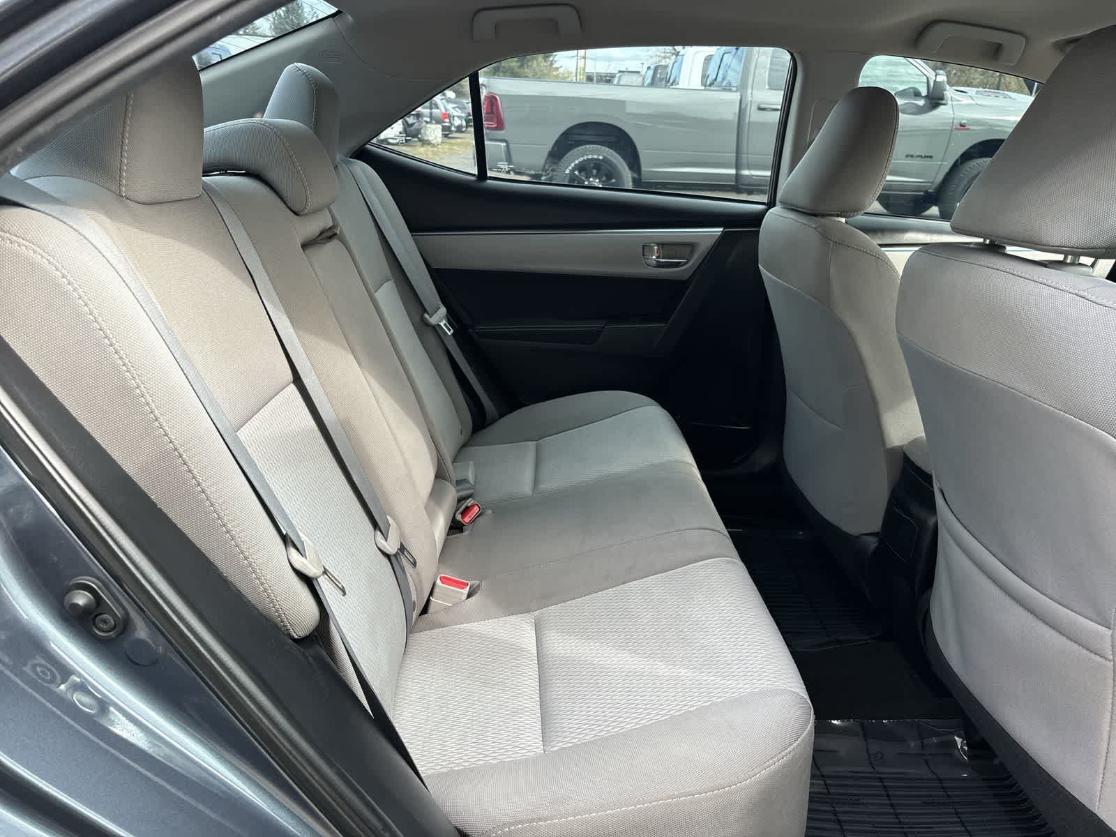 Thumbnail: 2015 Toyota Corolla - 7