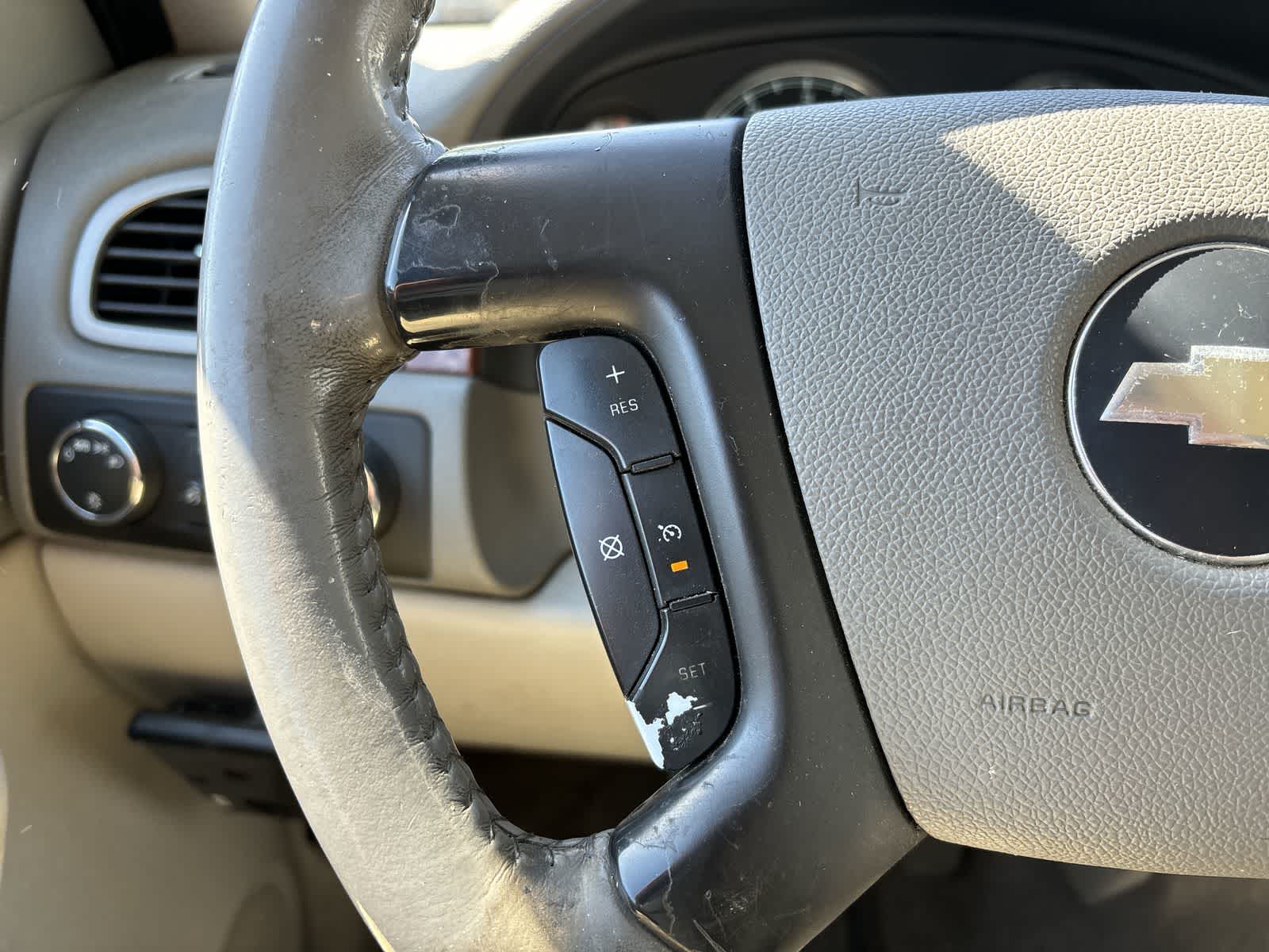 Thumbnail: 2008 Chevrolet Avalanche 1500 - 12