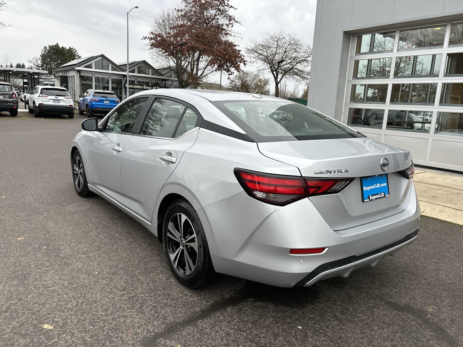 2023 Nissan Sentra SV photo 2