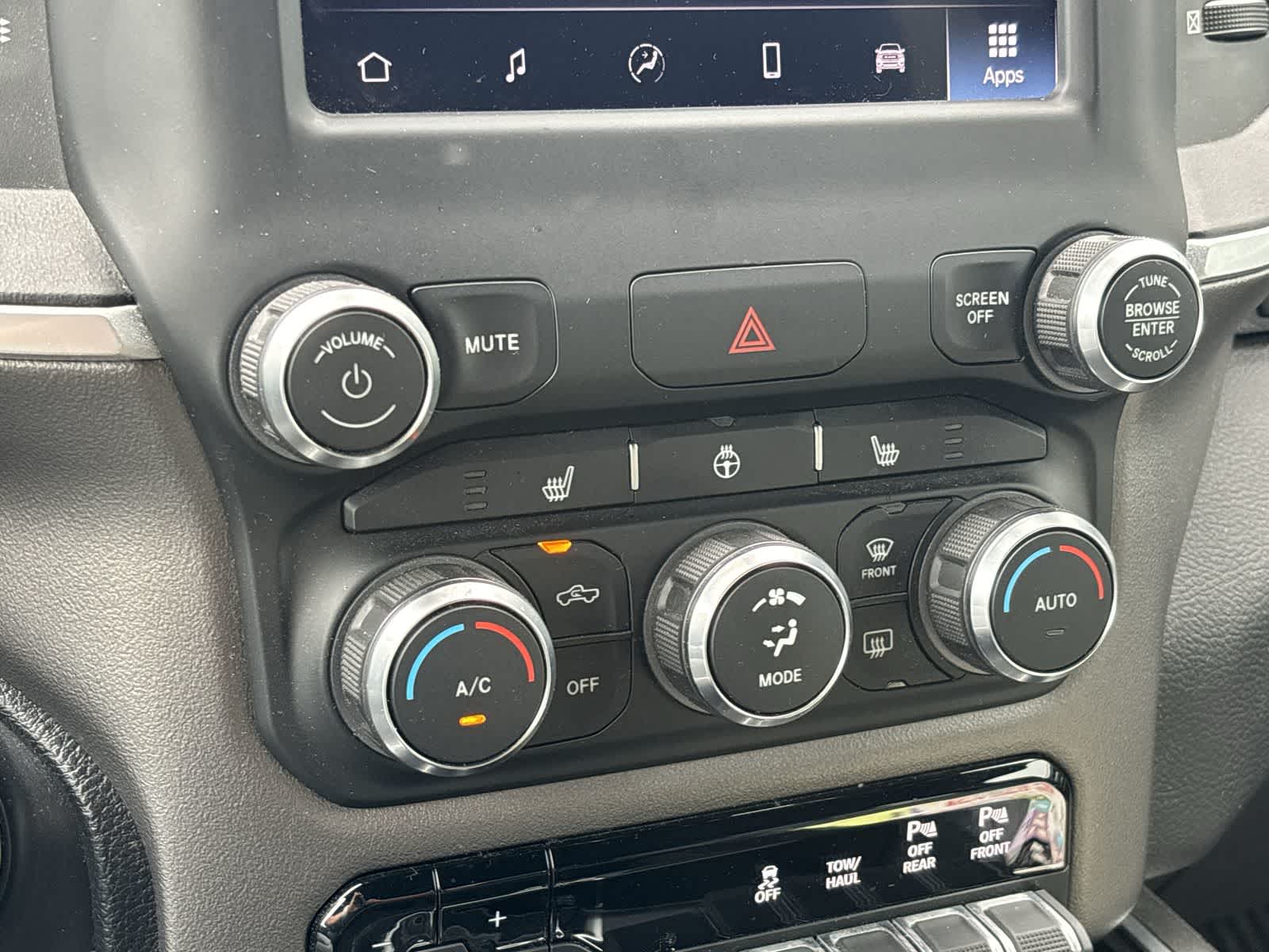 Thumbnail: 2022 RAM 1500 - 21