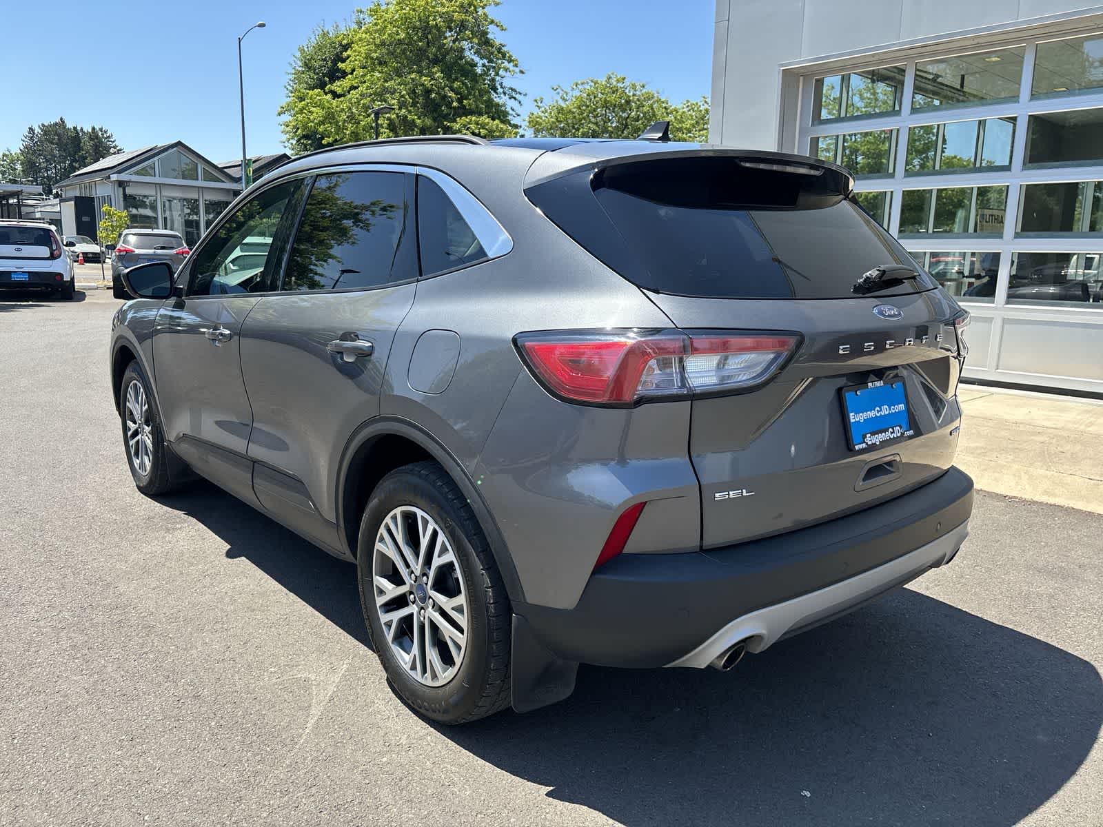 Thumbnail: 2022 Ford Escape - 3