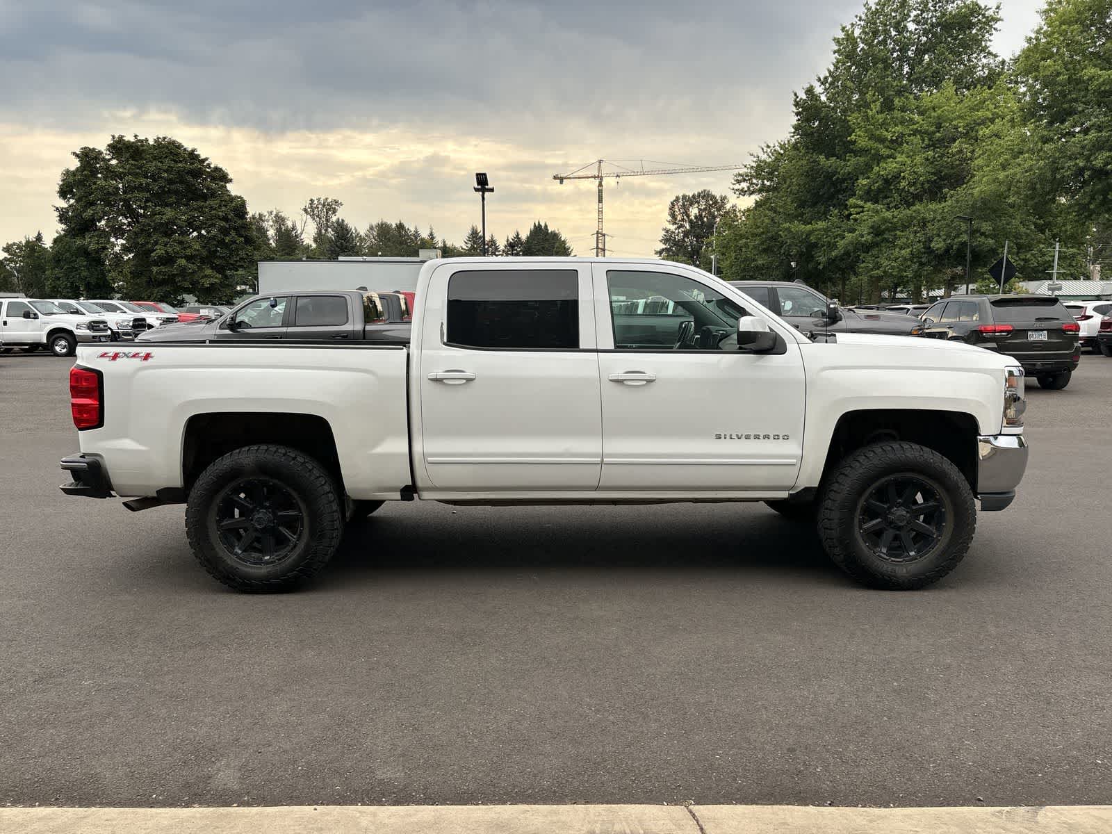 Thumbnail: 2016 Chevrolet Silverado 1500 - 5