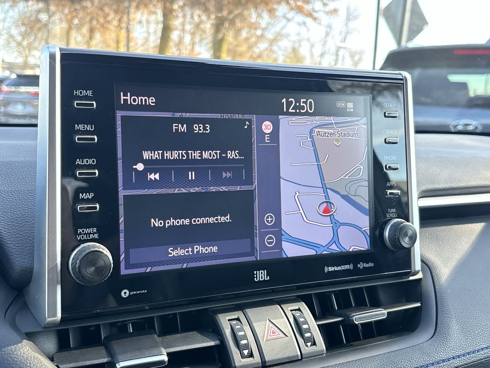 Thumbnail: 2022 Toyota RAV4 - 16