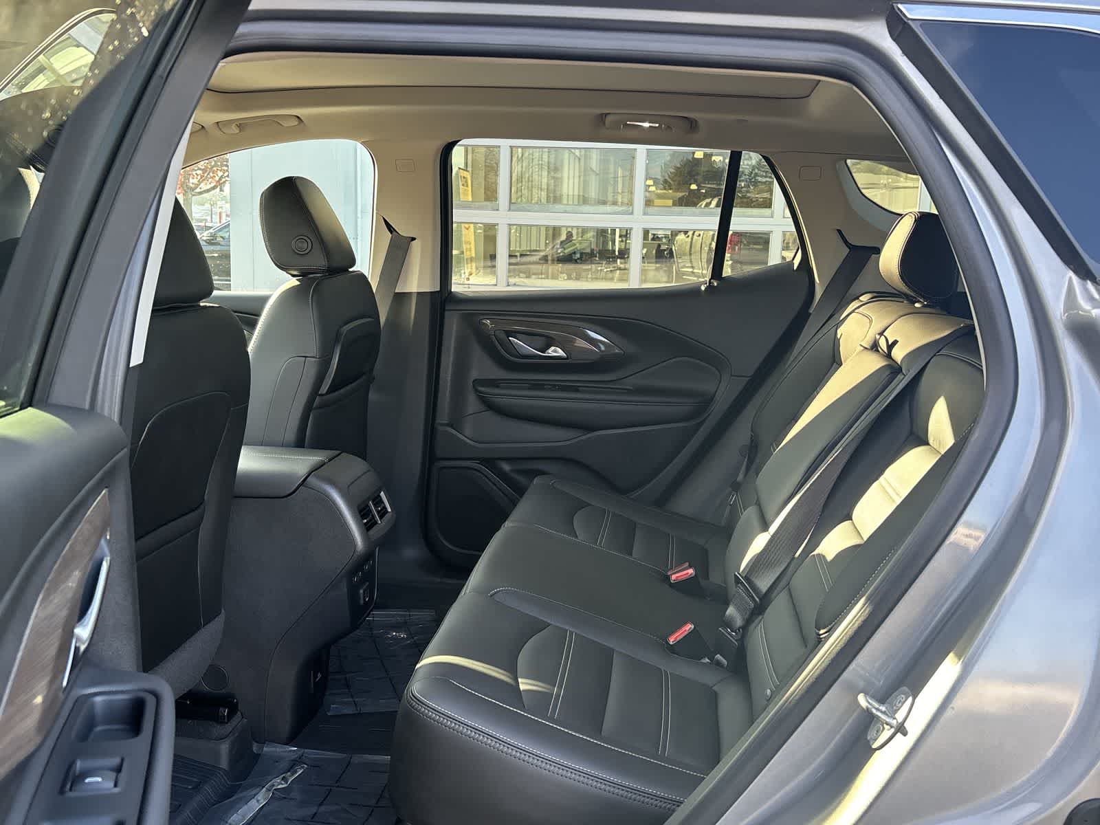 Thumbnail: 2023 GMC Terrain - 11