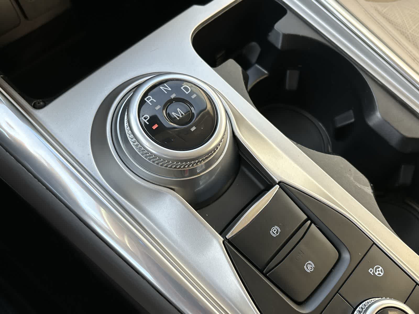 Thumbnail: 2020 Ford Explorer - 27