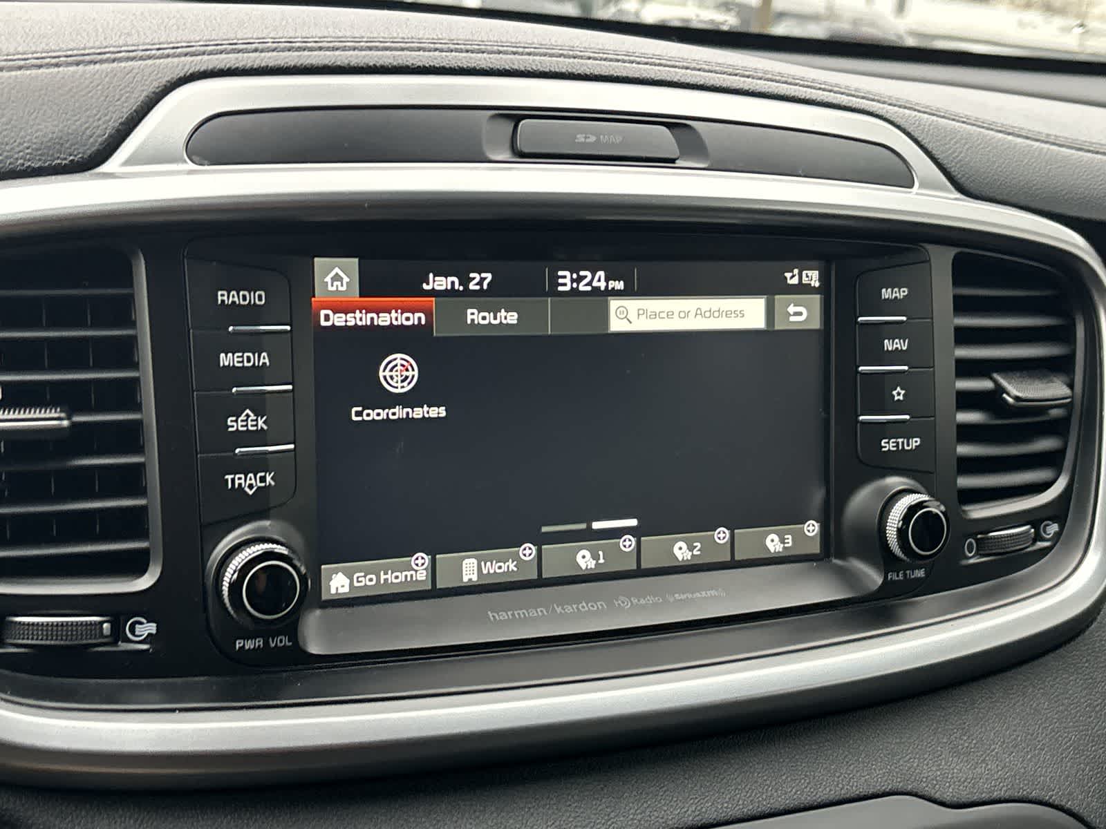 Thumbnail: 2020 Kia Sorento - 17