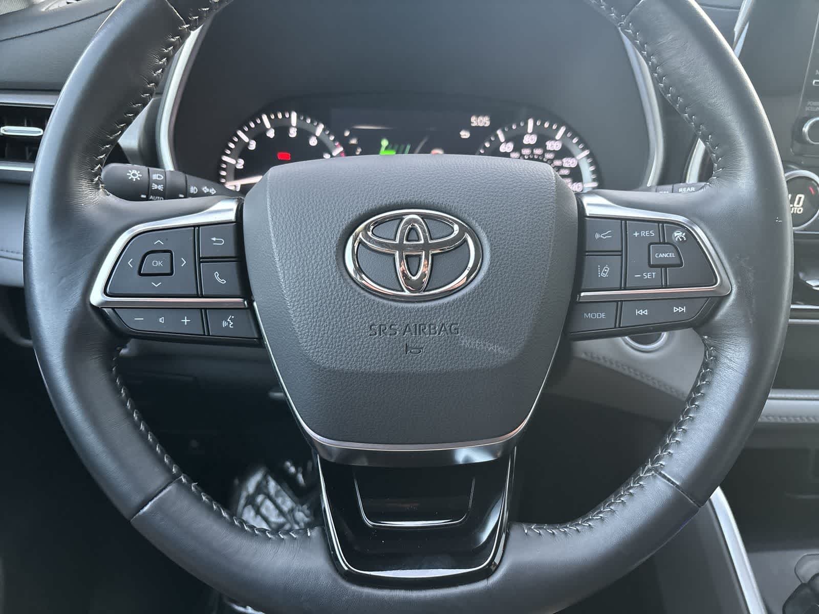 Thumbnail: 2021 Toyota Highlander - 9