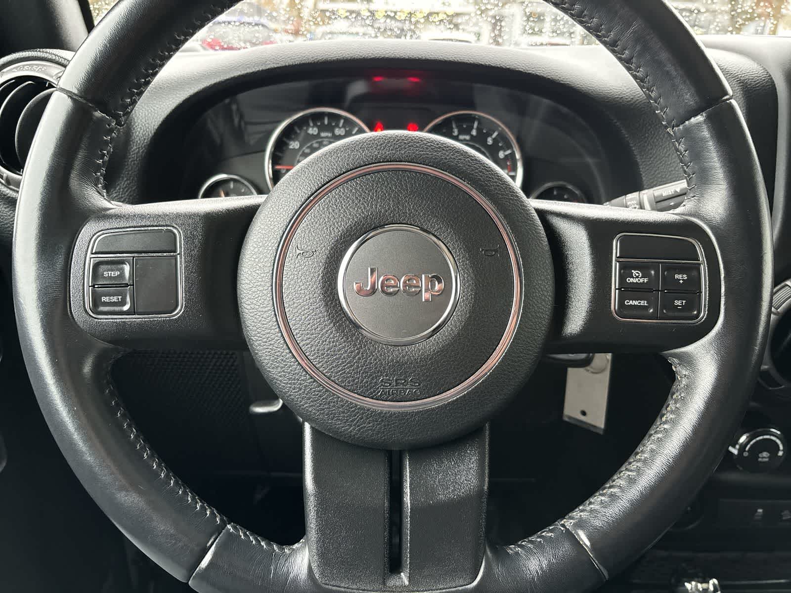 Thumbnail: 2018 Jeep Wrangler - 14