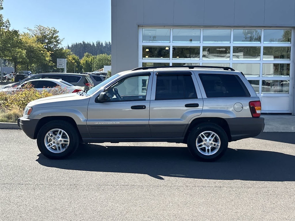 Used 2003 Jeep Grand Cherokee Laredo SUV