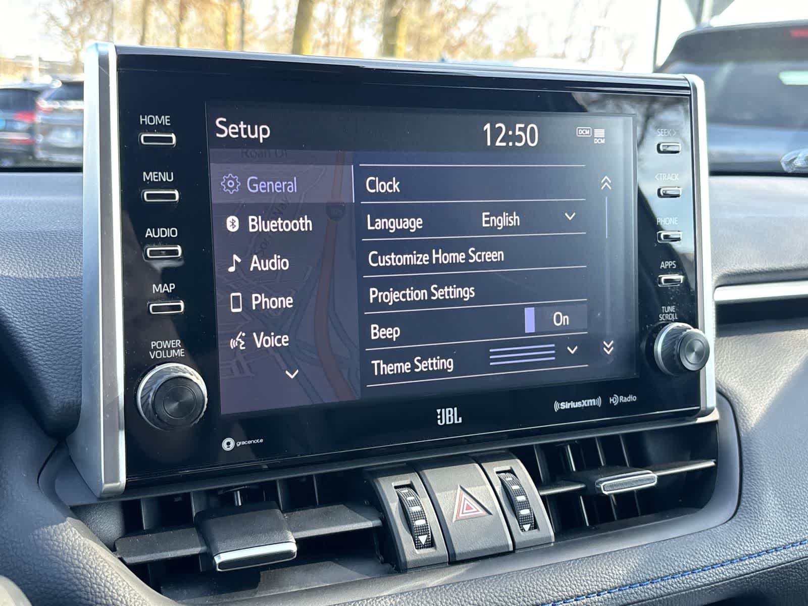 Thumbnail: 2022 Toyota RAV4 - 21