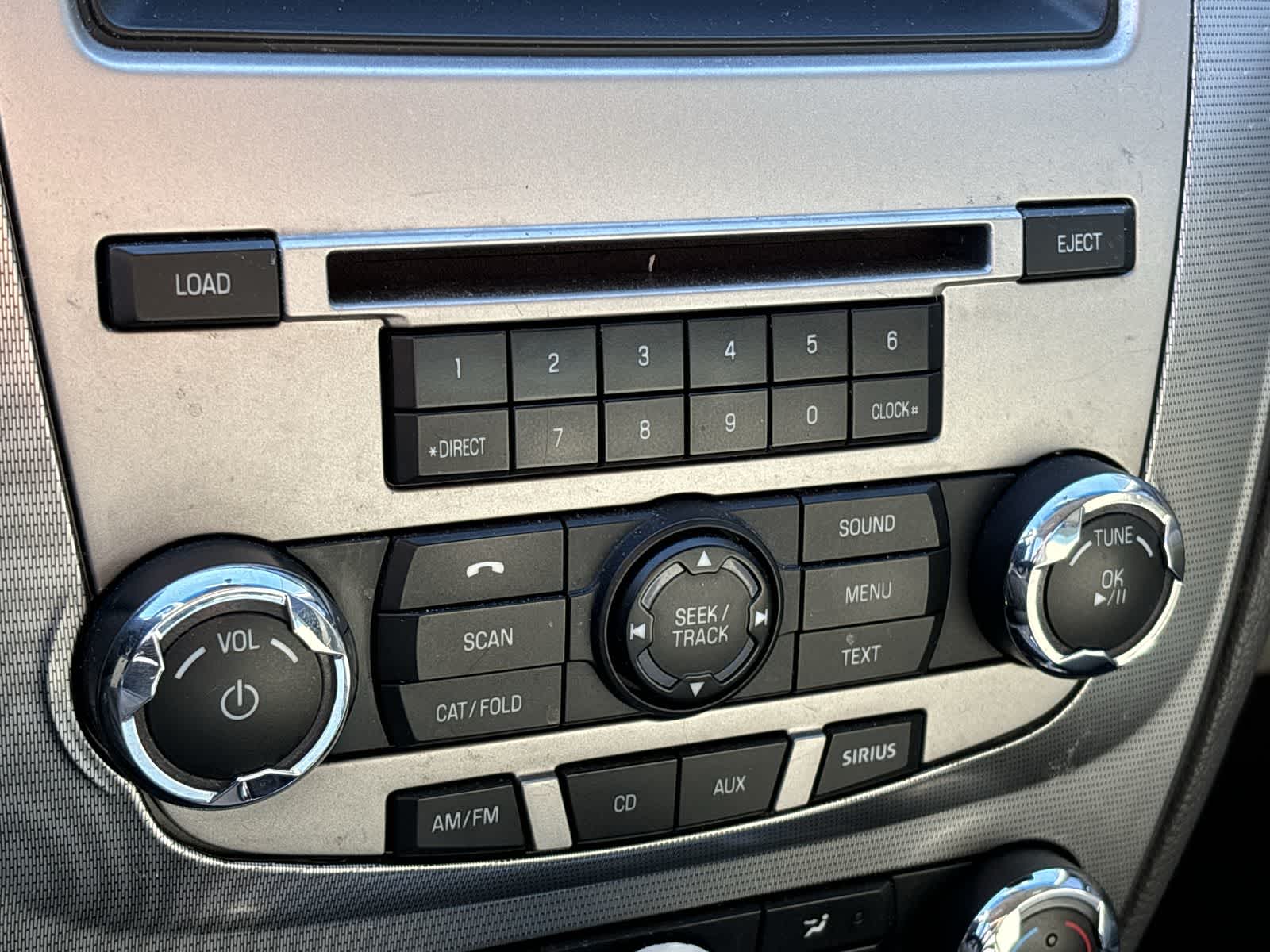 Thumbnail: 2010 Ford Fusion - 13