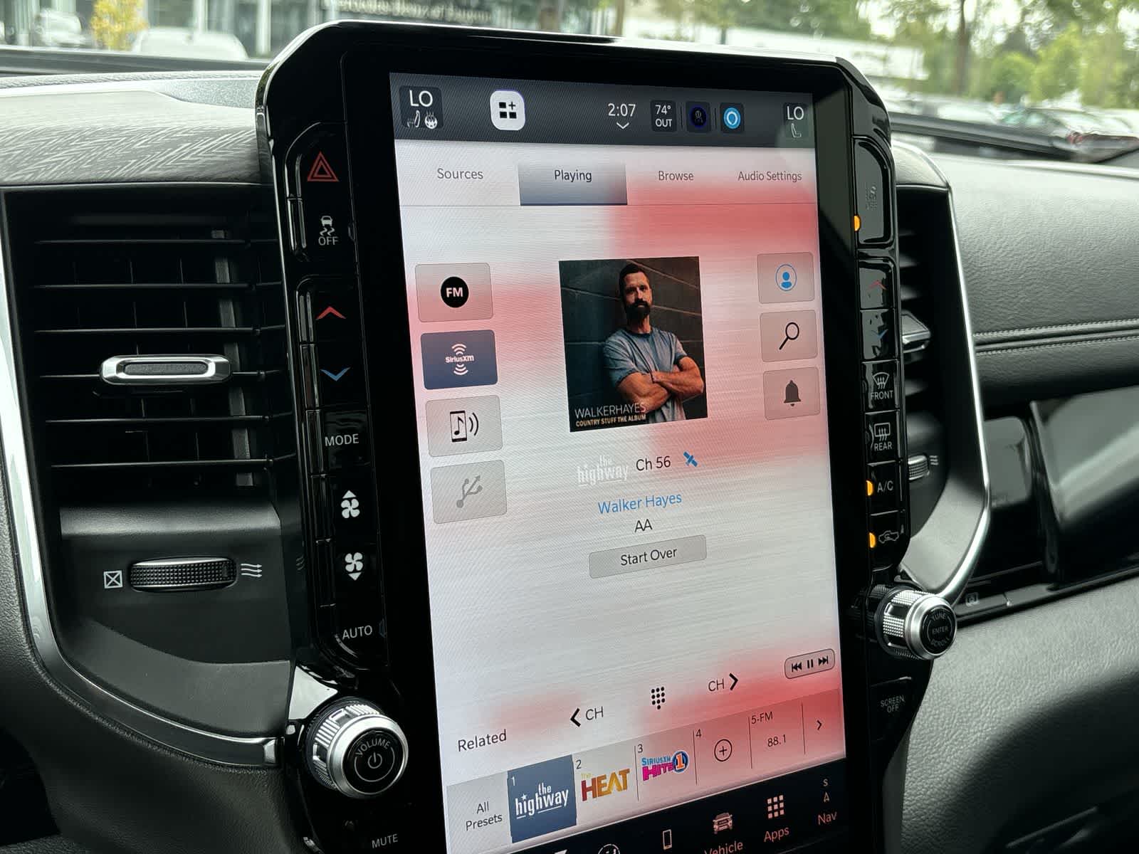 Thumbnail: 2026 RAM 1500 - 19