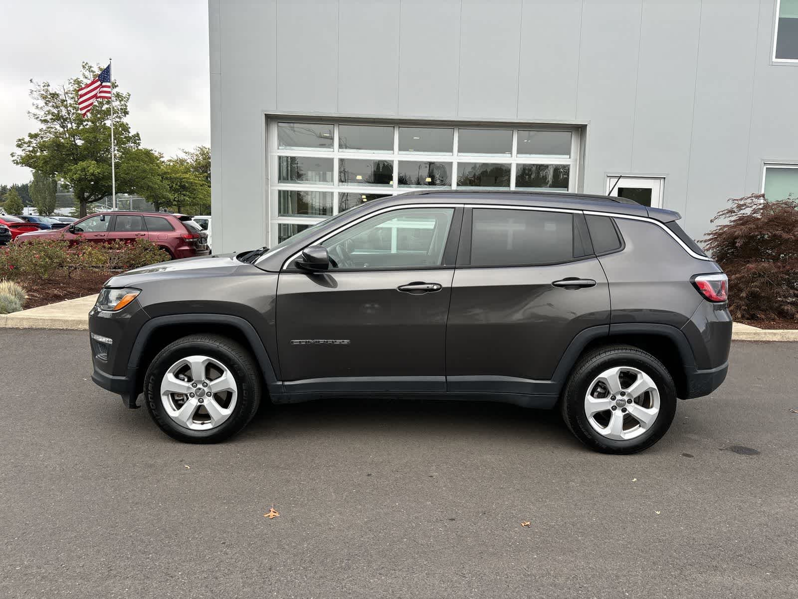 Thumbnail: 2019 Jeep Compass - 2