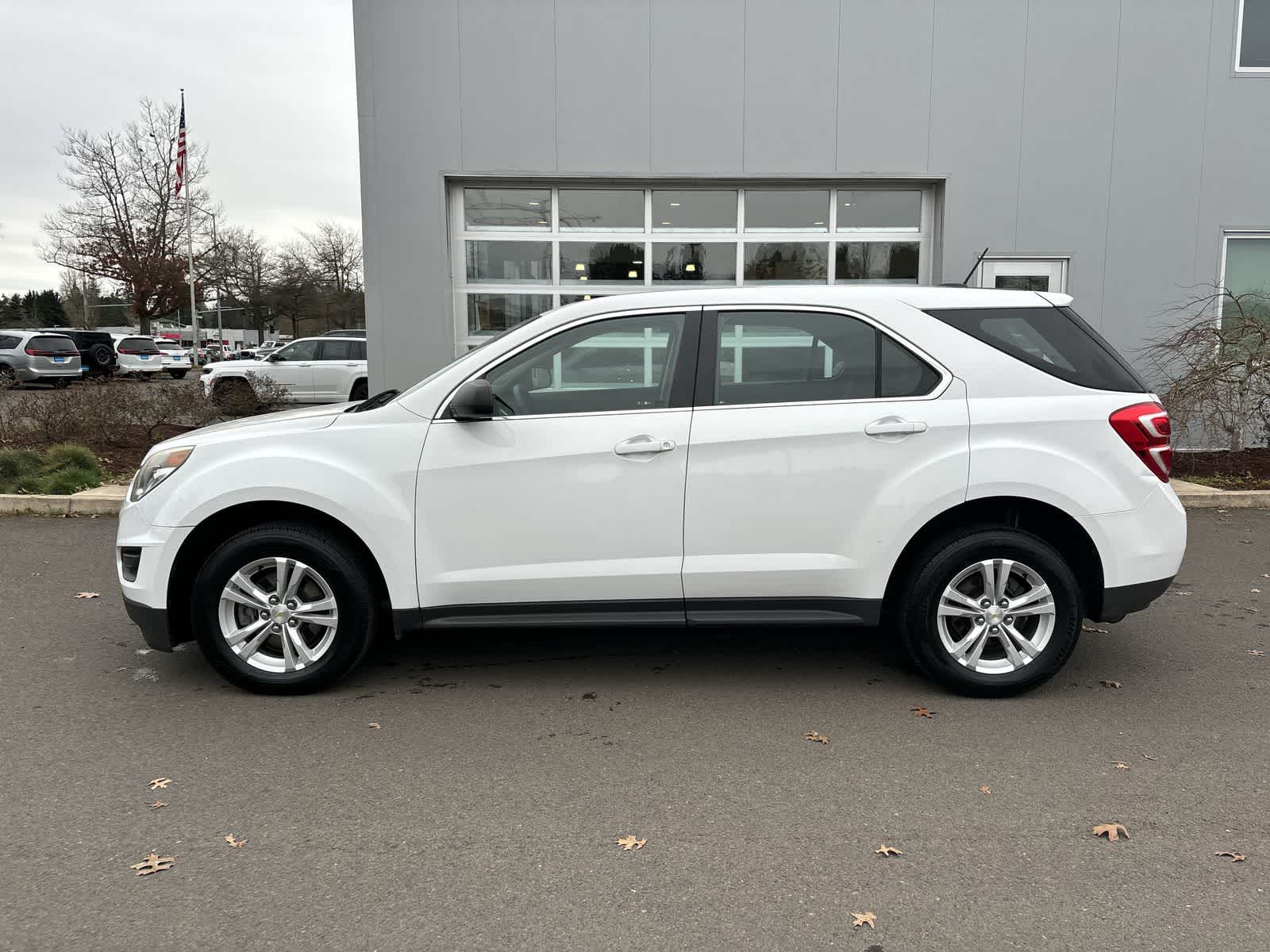 Thumbnail: 2017 Chevrolet Equinox - 2