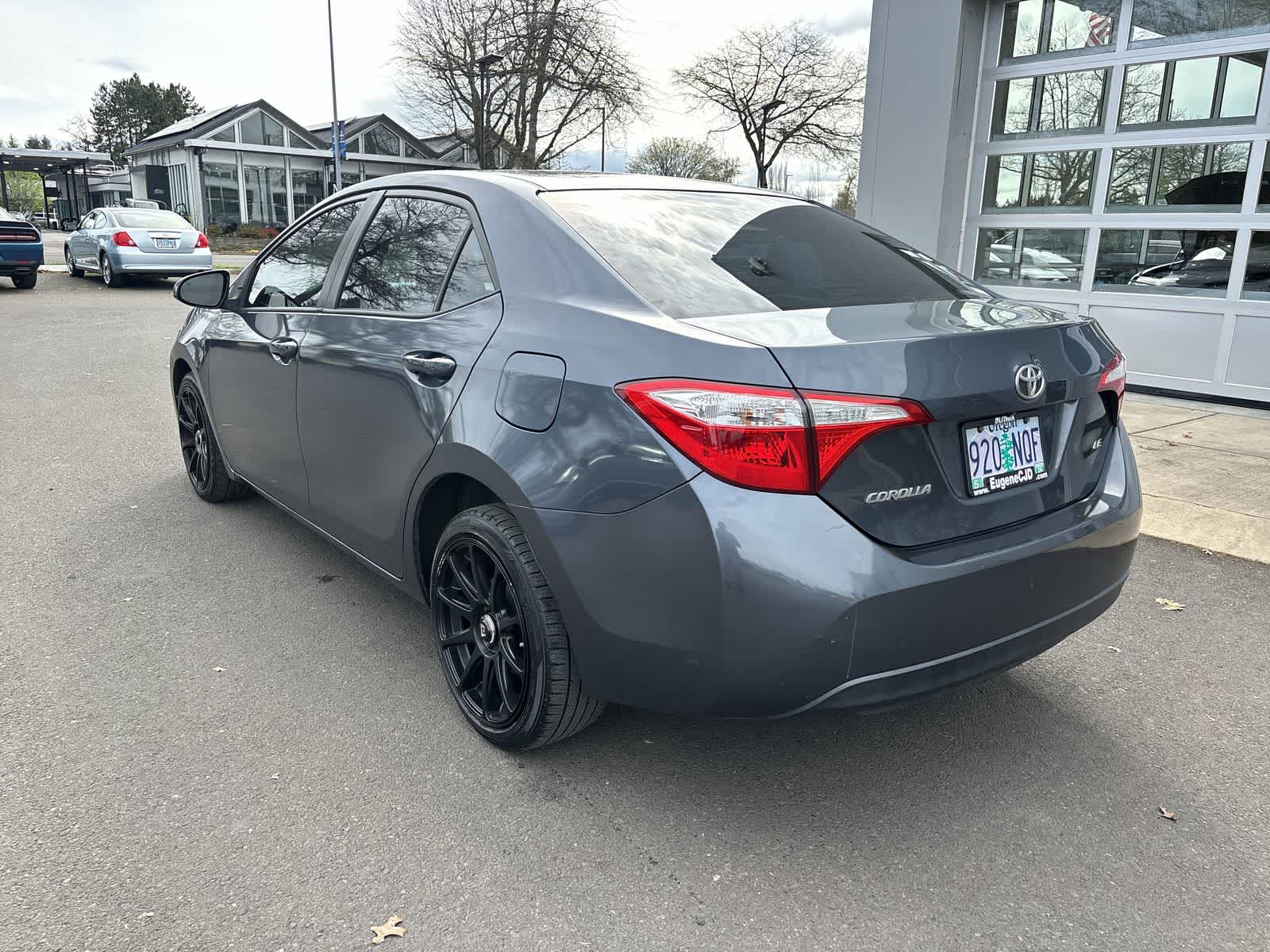 Thumbnail: 2015 Toyota Corolla - 3