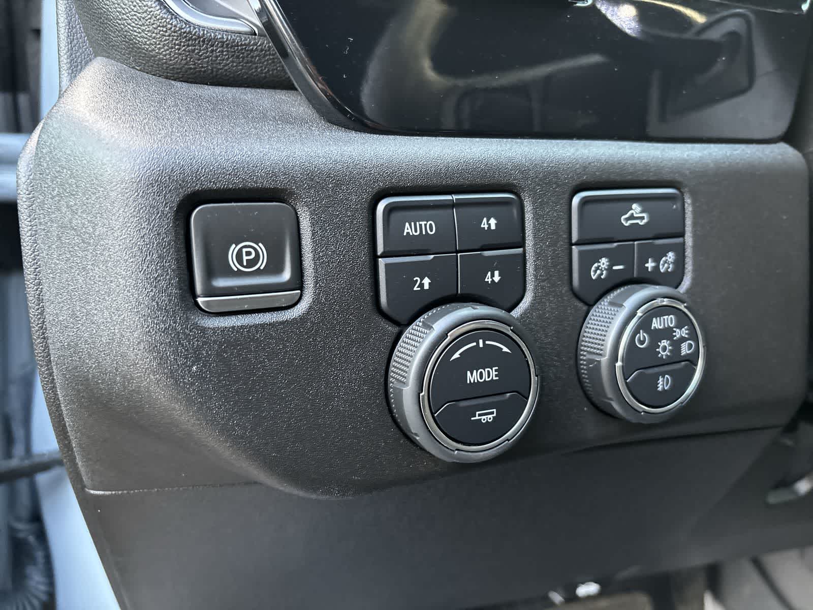 Thumbnail: 2024 Chevrolet Silverado 1500 - 12