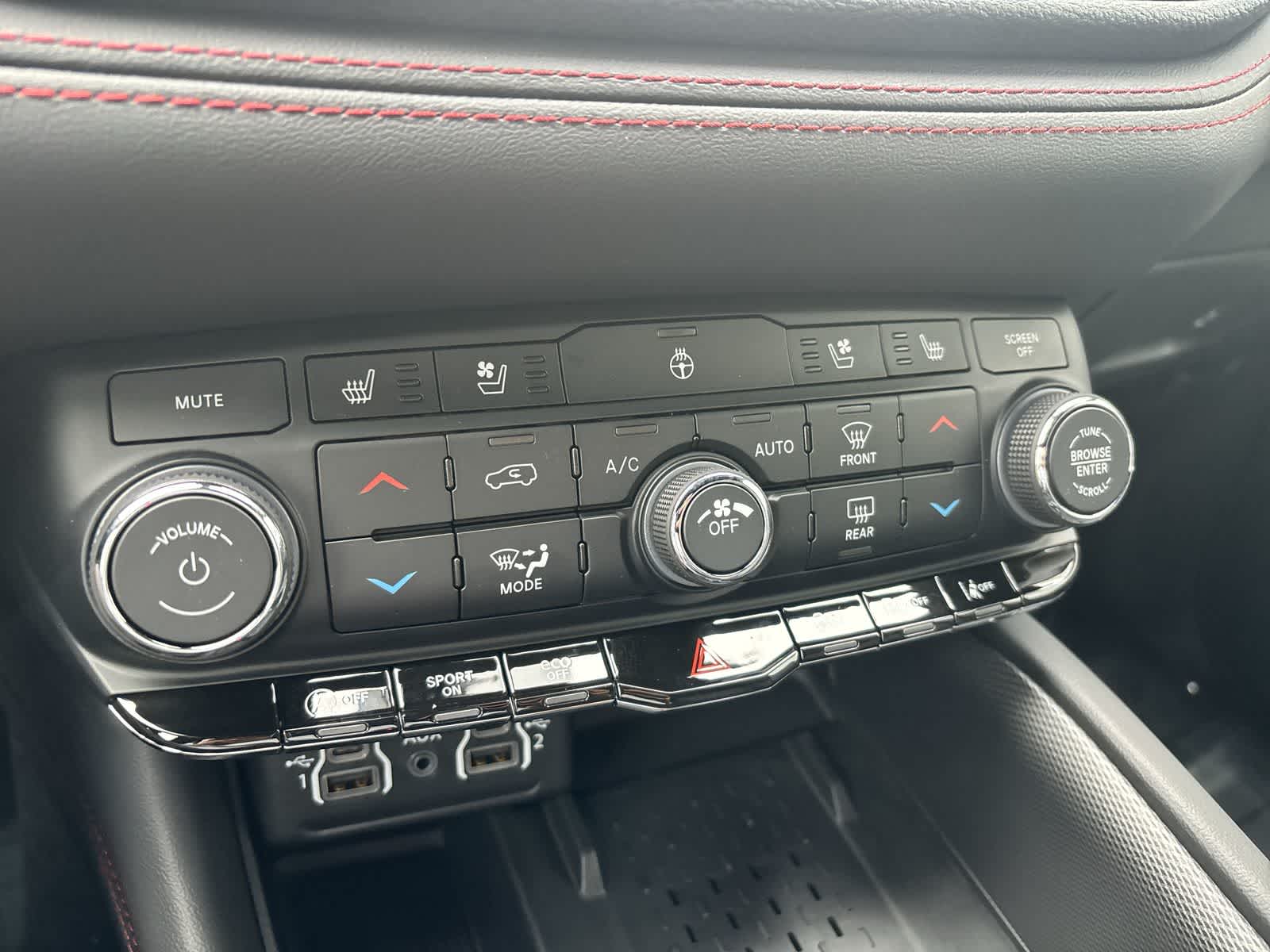 Thumbnail: 2026 Dodge Durango - 26